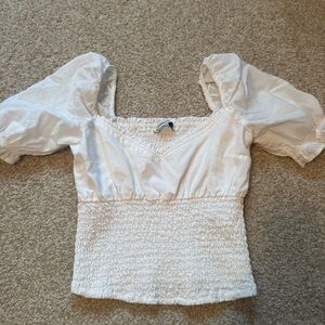 Abercrombie & Fitch White top